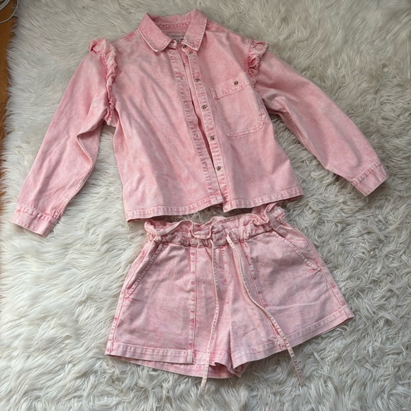 Set - Picture 2 of 4